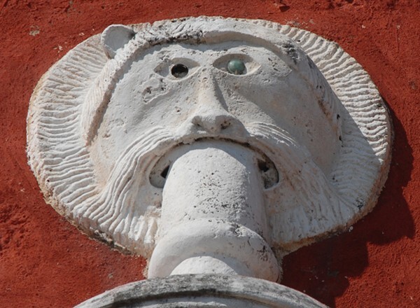 San Juan de Dios, rear buttress, finial relief - Mérida, Yucatán