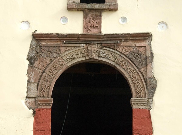 Santiago, façade, main portal alfiz - Santiago