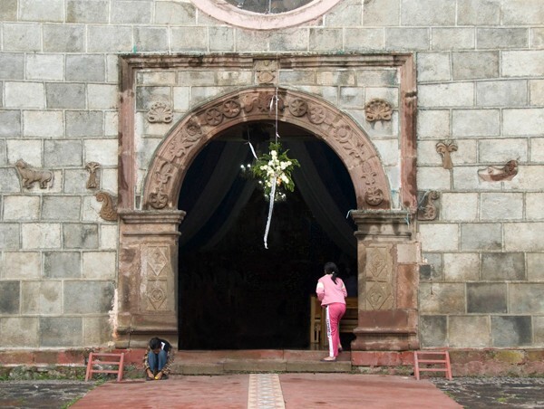 Nuestro Señor de la Expiración, façade, main portal - Ihuatzío, Michoacán