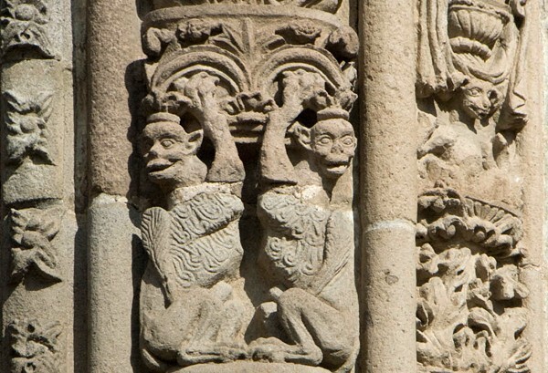Chancel arch, left pilaster detail - San Luis Obispo, capilla abierta