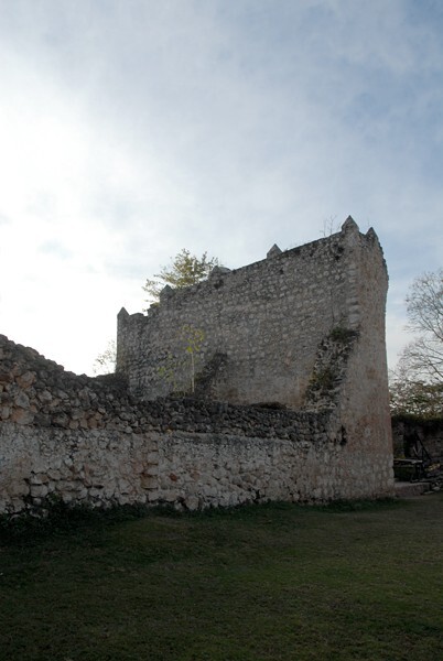 San Antonio, atrial wall & exterior nave wall - Peto, Yucatán