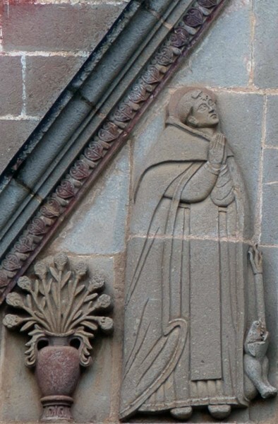 Façade pediment - Façade, nave & sanctuary