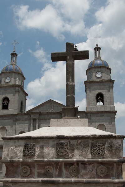 Atrial cross, back & stump reliefs - San Juan Bautista, atrial cross