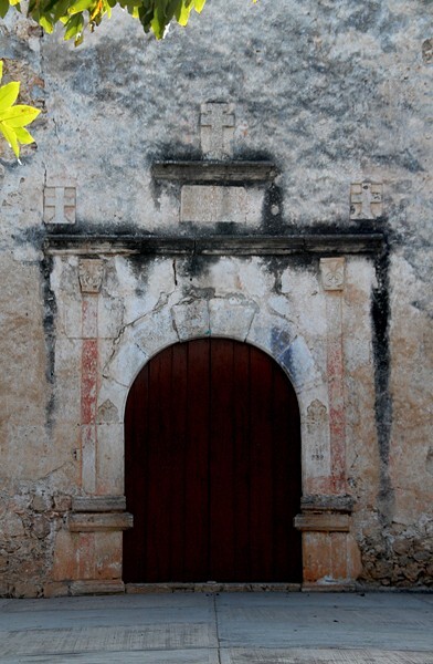 San Francisco, façade portal alfiz - Popolá, Yucatán