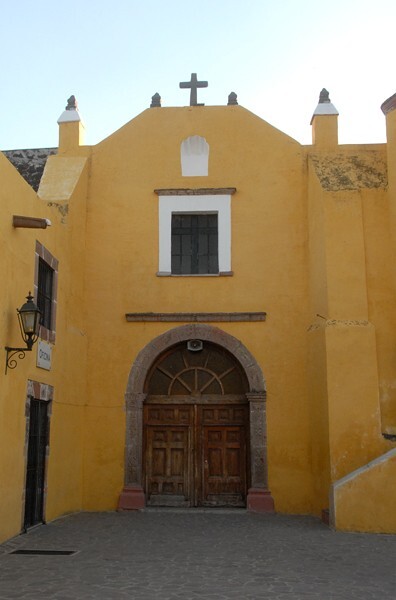 Lateral portal - San Bartolomé