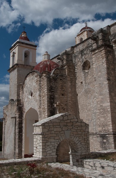 Santiago Apóstol, atrial arch, S exterior nave & bell-tower - Teotongo, Oaxaca