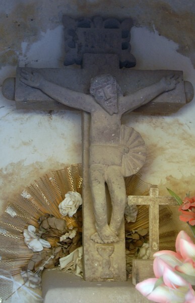 San Isidro Labrador, ossuary, stone crucifixion - Zimapatongo, Hidalgo
