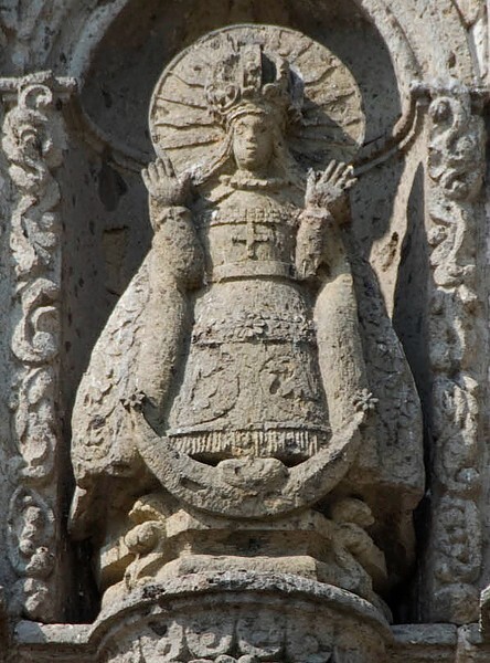 San Sebastián Analco, North side chapel, façade gable sculpture - San Sebastián Analco