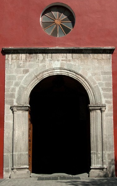 Façade portal - Santo Domingo