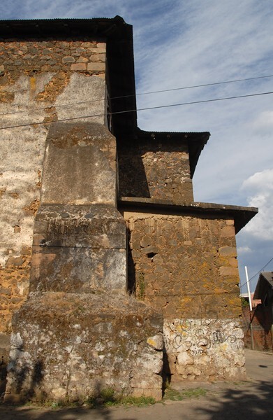 La Santa Cruz, apse buttressing - Tanaco, Michoacán