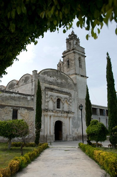 Los Santos Reyes - Los Santos Reyes, façade, nave & sotocoro
