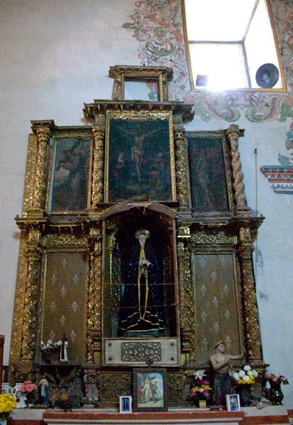 Nave Our Lady of Solitude altar - Santa Ana, high & nave altars