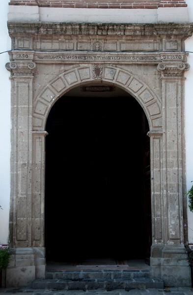 Façade, main portal - La Purísima Concepción