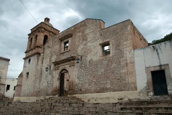 San José, façade & bell-tower - Bolaños, Jalisco