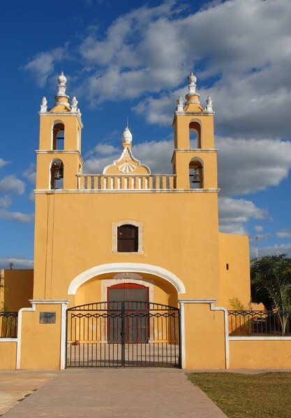 San Juan Bautista, façade & bell-towers - Abala, Yucatán