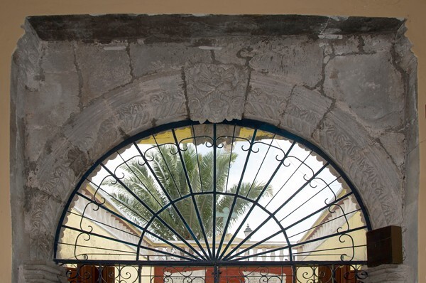Santa Cruz, porciúncula door, interior archivolt - Tepic, Nyarit