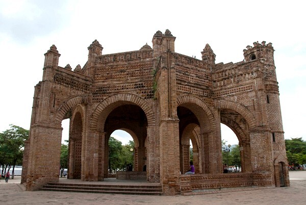 Fuente La Pila o La Corona - Fuente La Pila o La Corona