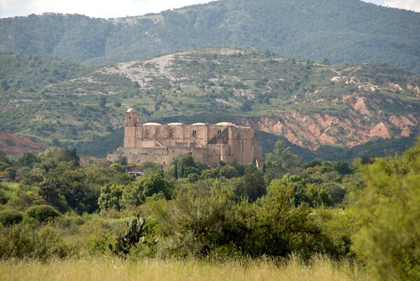 Santo Domingo (seen from the S) - Santo Domingo (exterior)