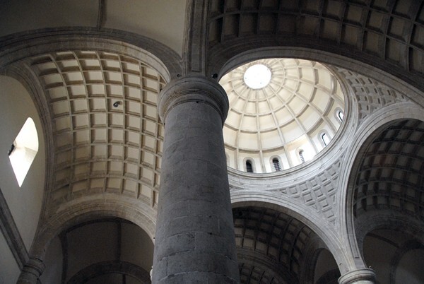 San Ildefonso, coved vaults, pillar & cupola - San Ildefonso (Catedral)