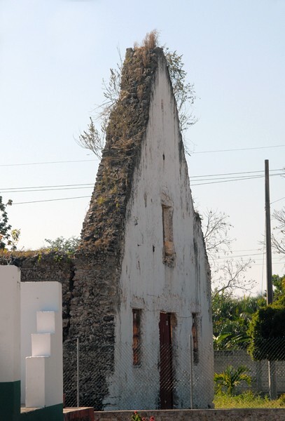 Polyuc, Quintana Roo, ruined church, façade - Quintana Roo