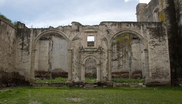 Capilla abierta (ruins) - Façade, portería, atrial cross, lateral portal & capilla abierta