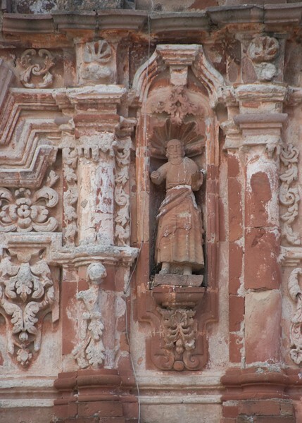 San Matías, façade, second story sculpture niche & relief (right) - Pinos, Zacatecas