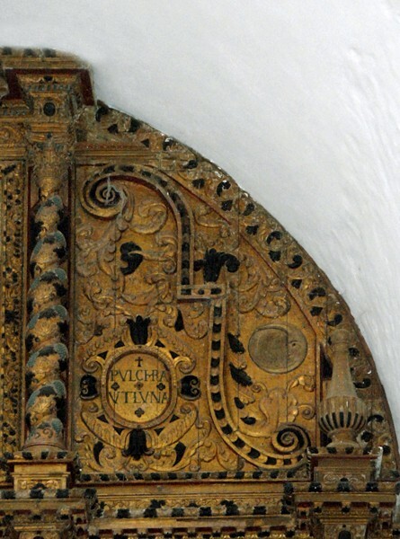 La Transfiguración, high altar, top tier right panel - Façade, porterías, high altar & baptismal font