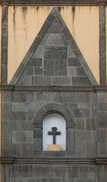 Porciúncula portal, second & third stories - San Francisco