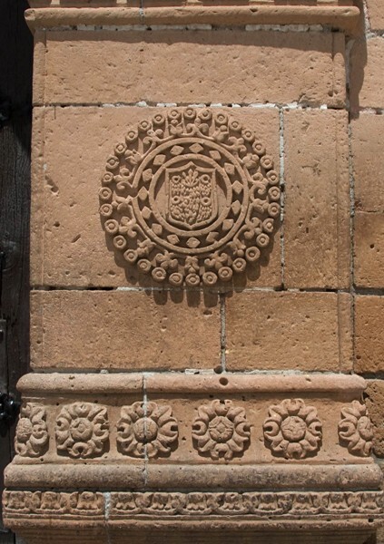 Mixquiahuala, Hidalgo, San Antonio, façade, portal, right pilaster - Mixquiahuala, Hidalgo