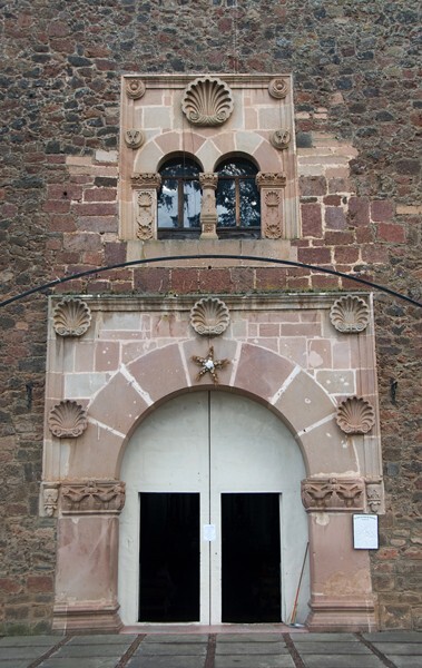 Façade portal & choir loft ajimiez - La Asunción de Nuestra Señora
