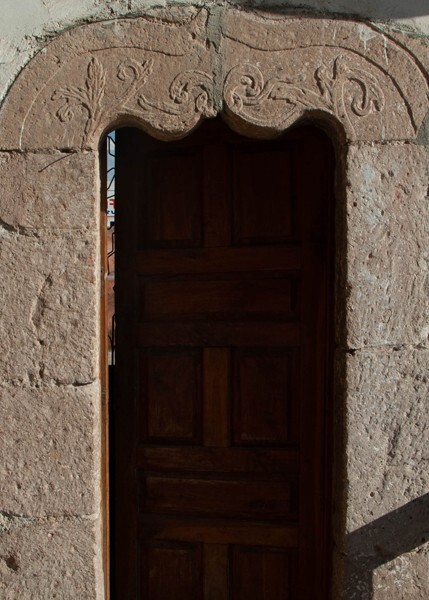 Convento portal - San Francisco, capilla abierta