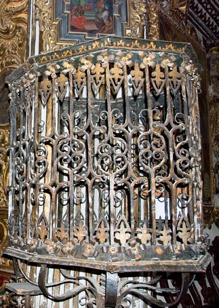 E transept, ironwork pulpit - East Transept