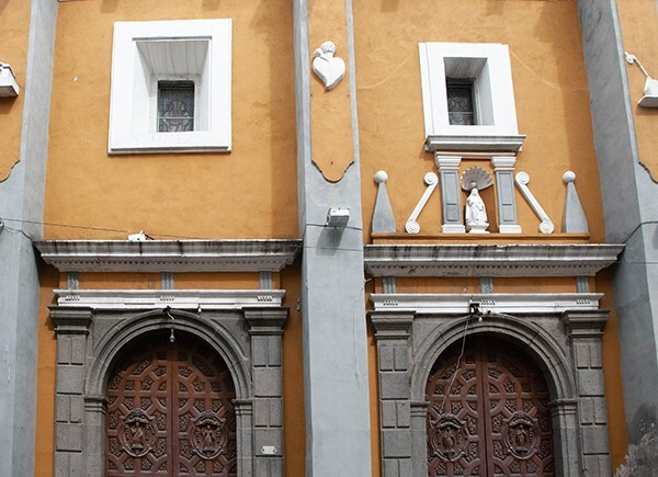 Façade twin portals - Santa Mónica