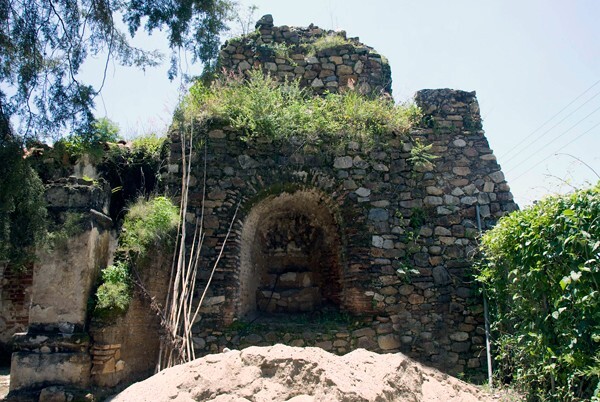 La Santa Cruz, ex-portería end wall - Santa Cruz Mixtepec, Oaxaca