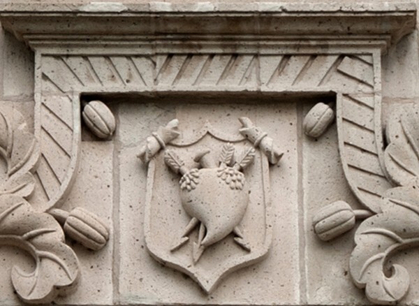 Portal architrave detail - Santa María Magdalena, church & portería