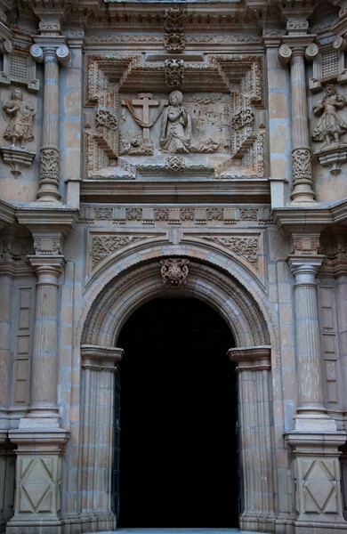 Façade portal - La Soledad