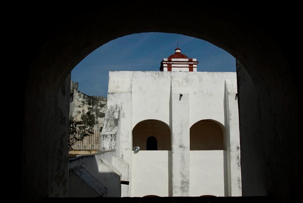 Upper cloister walk arches - Santo Domingo