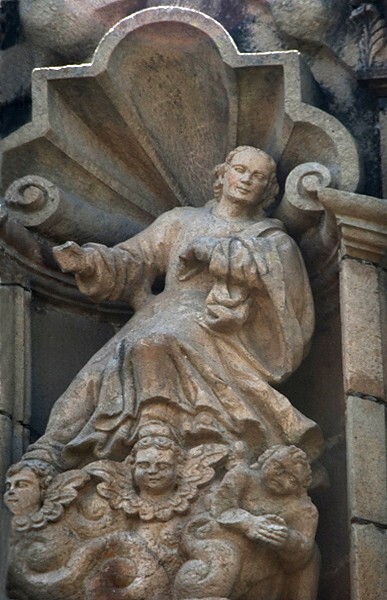 Santa María, façade niche sculpture, Virgin Immaculate - Santa María Coatlán, México