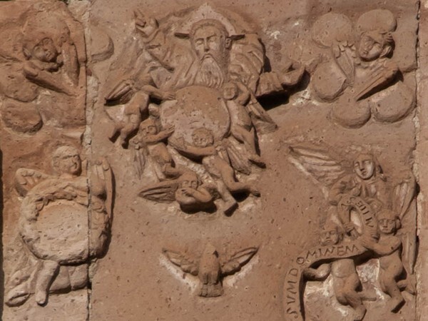 Façade gable relief detail (top) - San Jerónimo