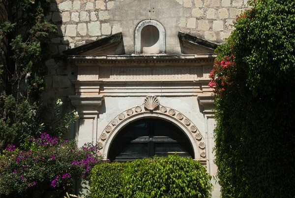 Santa Catalina de Sena, S nave portal - Santa Catalina de Sena
