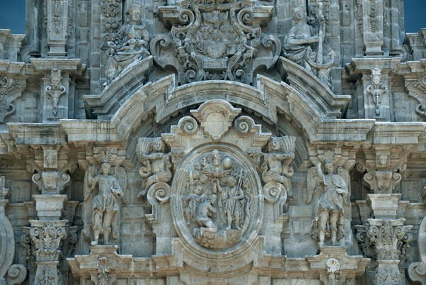 México, D.F., San Felipe el Nuevo, façade, main portal architrave - The Eighteenth Century: Repeat or Die, An Artistic Culmination