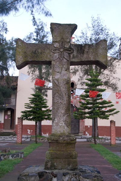 Atrial cross - San Pedro Apóstol