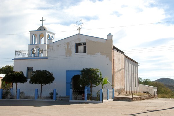 La Purísima Concepción, façade & bell-tower - Tonichi, Sonora