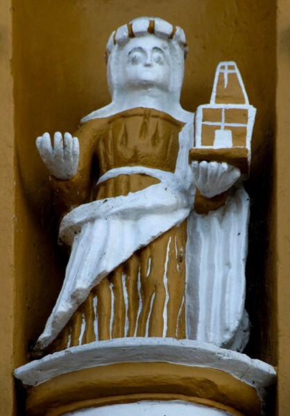 San Agustín, lateral entrance niche sculpture, St. Augustine - San Agustín