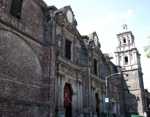 La Concepción, twin portals & bell-tower - Centro