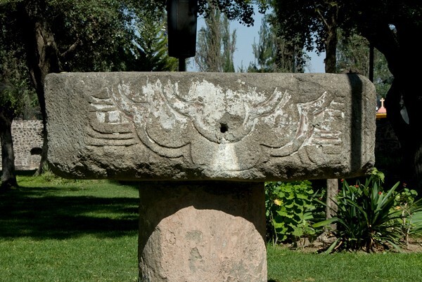 atrium cuauhxicalli - font - San Juan Evangelista