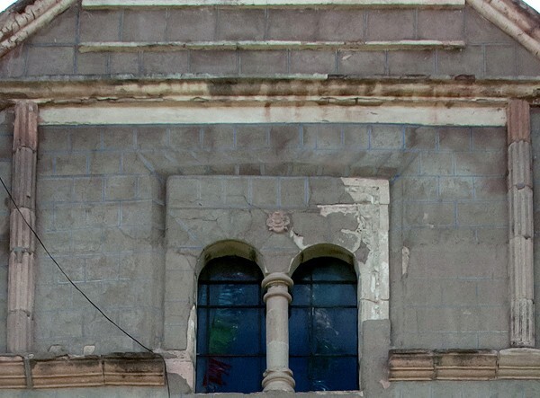 Façade ajimez - Santiago Apóstol