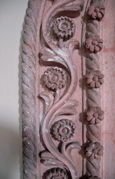 Santiago Apóstol, sacristy portal rosettes - Uruapan, Michoacán