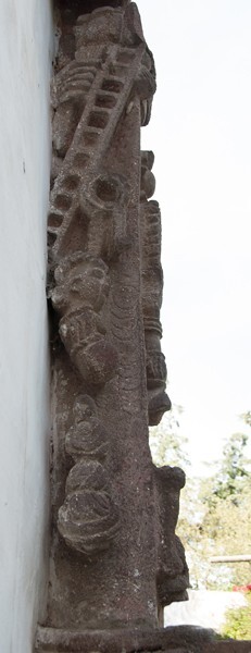 Façade wall cross, side view, Arma Christi - San Francisco, crosses
