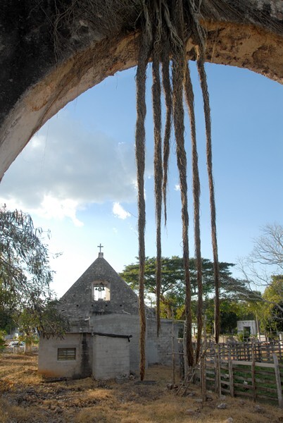 San Bartolomé, chancel arch & ruined nave - Tahcambo, Yucatán